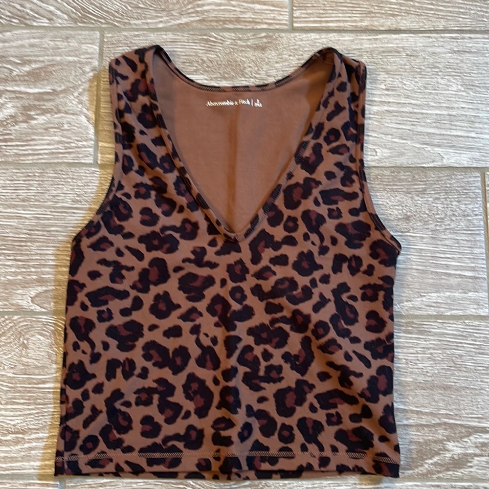 Fitted crop top